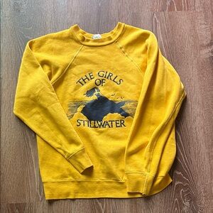 Mustard Graphic vintage  Sweateshirt